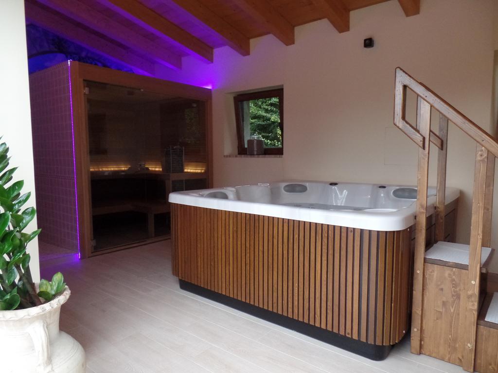 Agriturismo Il Vagabondo Buttrio Bagian luar foto