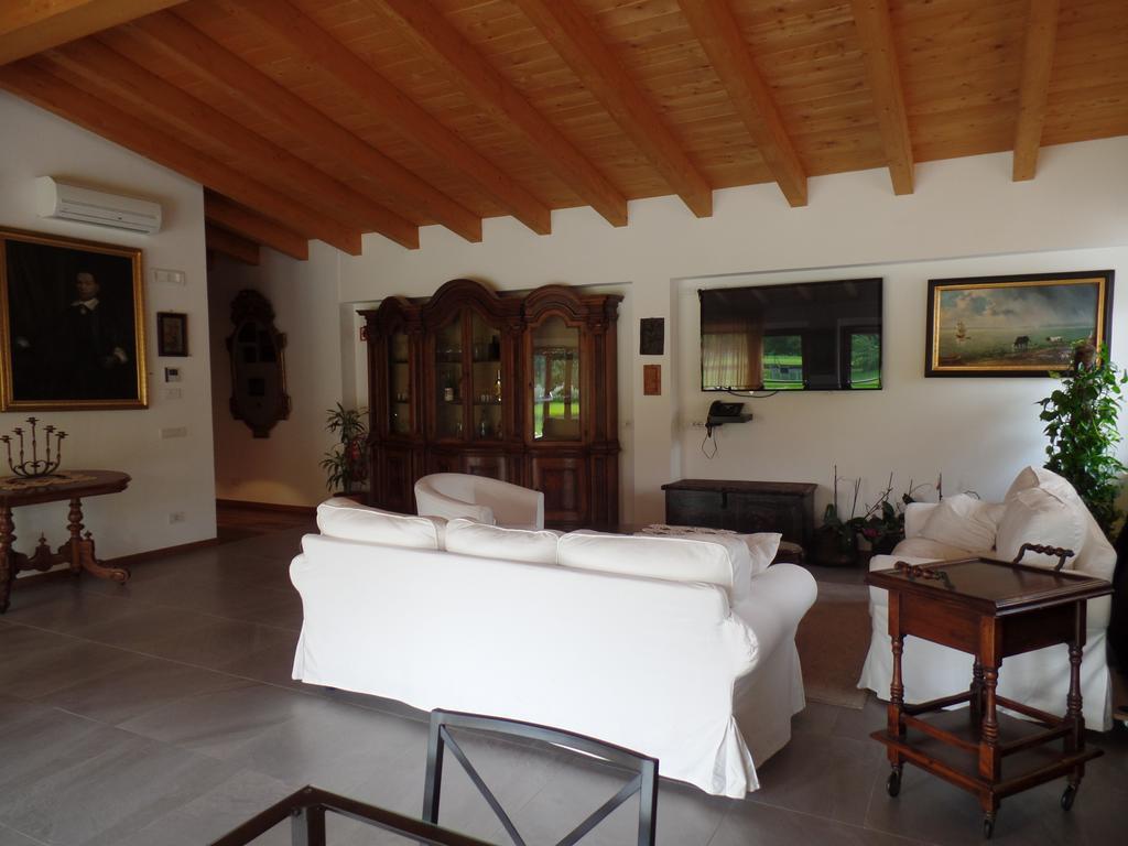 Agriturismo Il Vagabondo Buttrio Bagian luar foto
