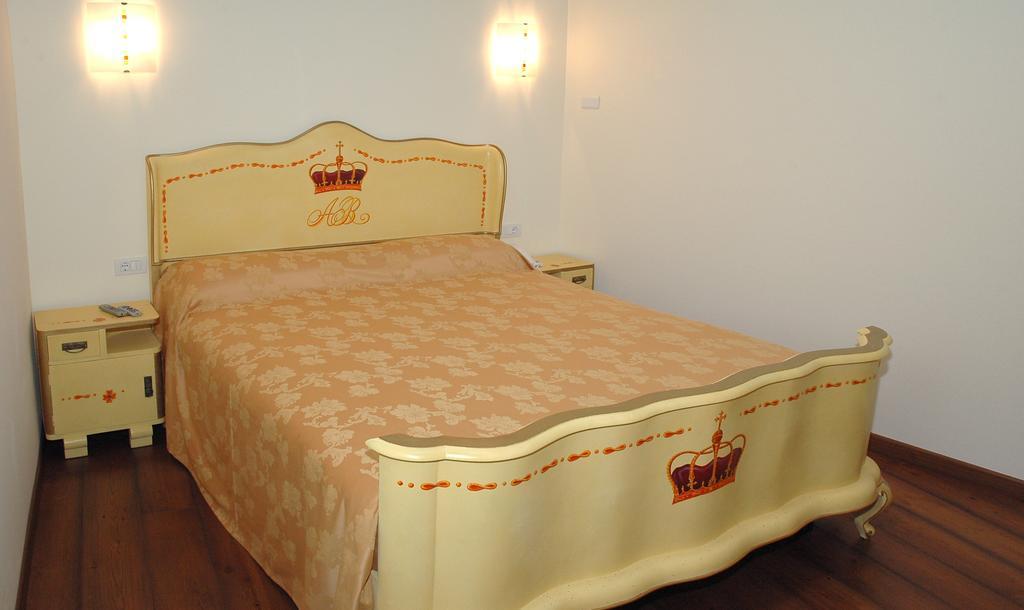 Agriturismo Il Vagabondo Buttrio Ruang foto